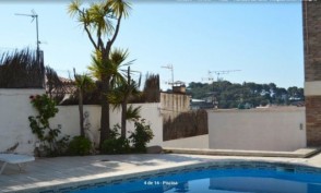 Planta baja con terraza Vender piso